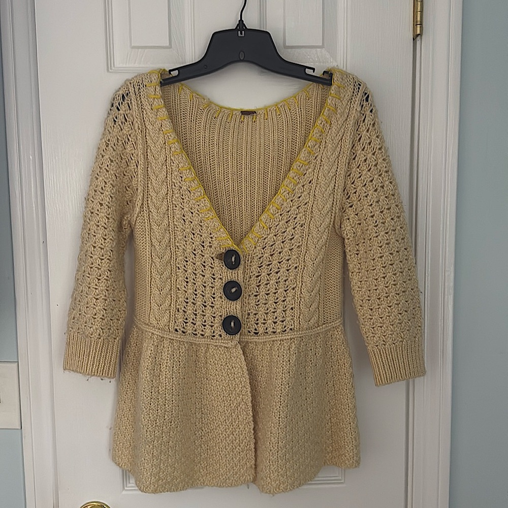 Vintage, beautiful Free People sweater.